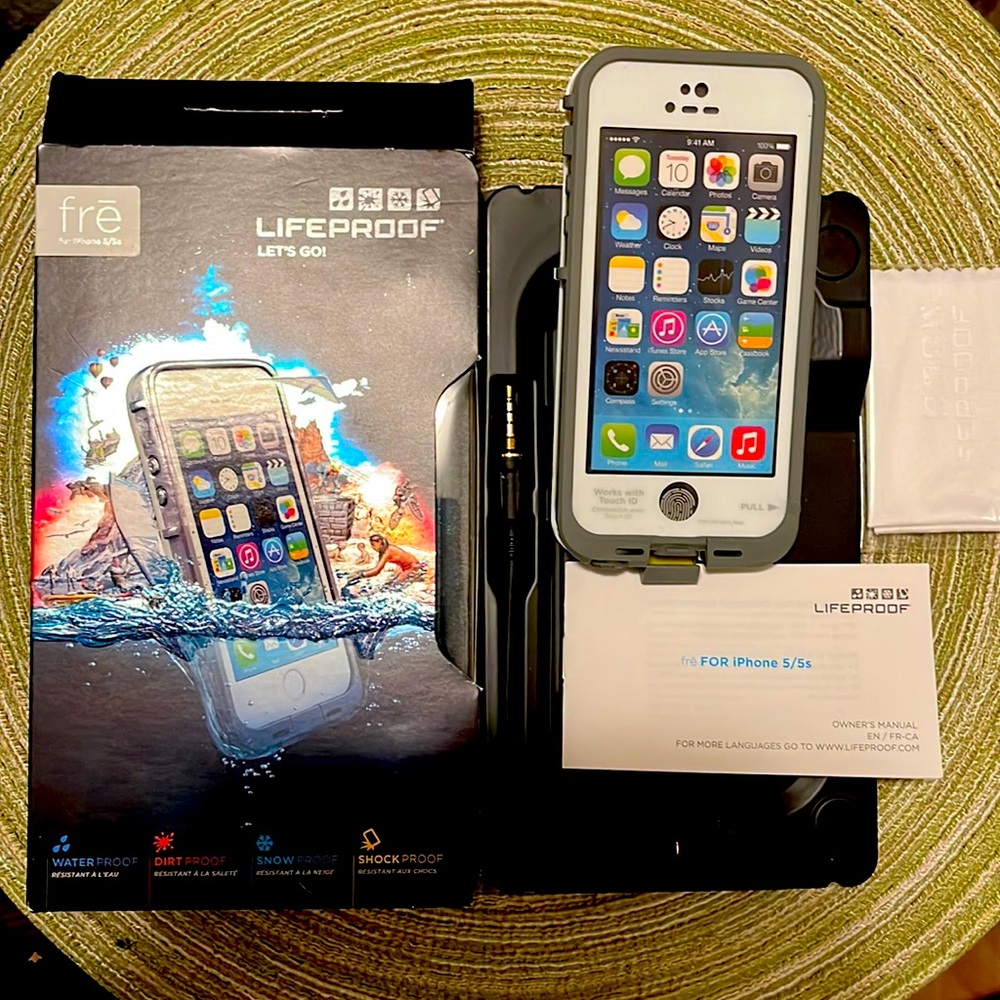 Lifeproof fre waterproof phone case for iPhone 5/5S